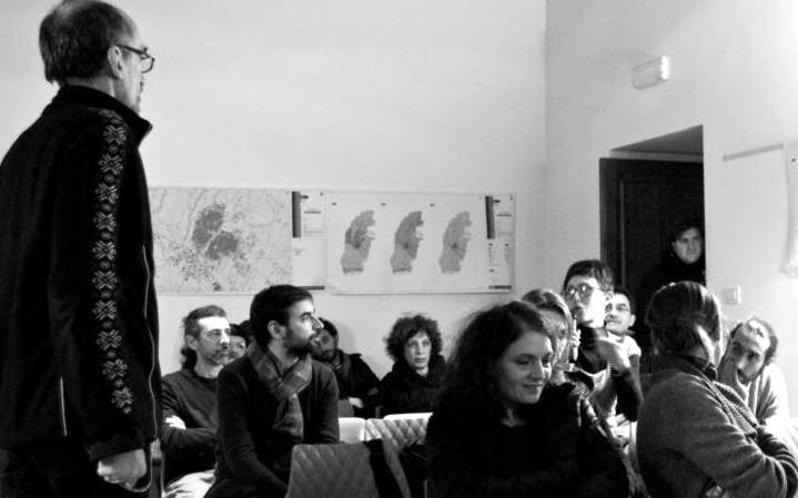 a Massafra il 29 dicembre 2012, moltissime domande, il custode della sala non ce la faceva più...